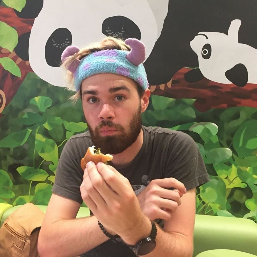 Meet your Posher, Skylar